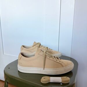 Common Projects Achilles Low-Top Sneakers